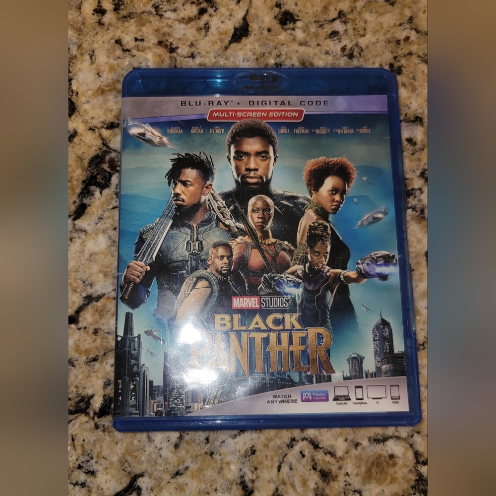 Marvel Black Panther Blu-ray with Blue Case